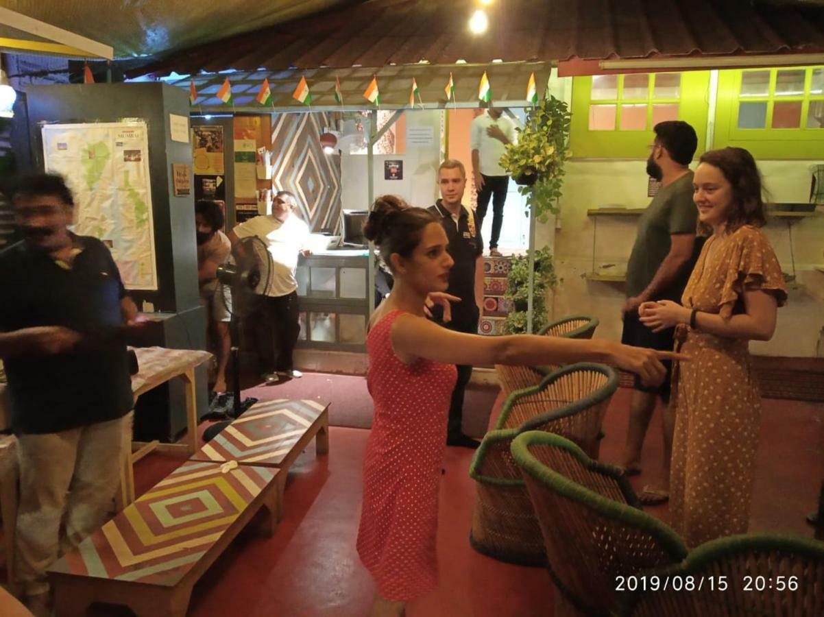 A Pousada Namastey Mumbai Backpackers Exterior foto